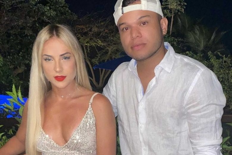 Tierry faz anúncio de casamento com Gabi Martins