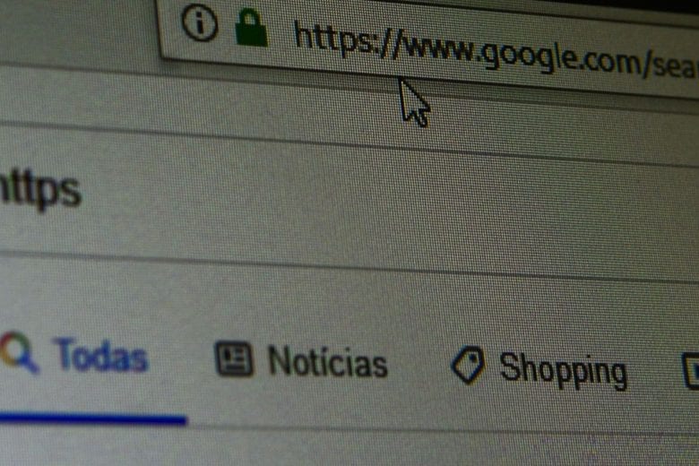 Procon-SP alerta sobre vendas falsas de vacina contra covid-19