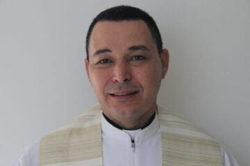Padre desaparece em cachoeira no interior de Minas
