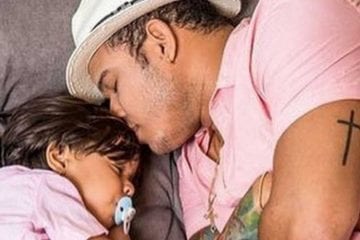 Tierry assume deixar o filho para trás por escolha própria