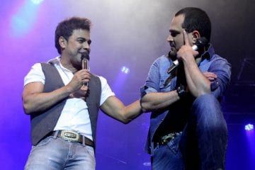 Após boatos de separação, Zezé Di Camargo e Luciano aparecem juntos no Domingão do Faustão
