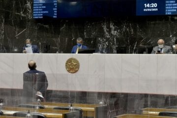 Romeu Zema veta itens da Política de Atingidos por Barragens