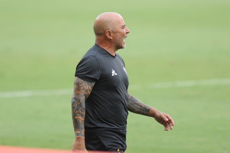 Sampaoli elogia Atlético em vitória e aprova Vargas na função de Keno