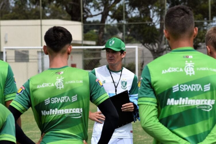 Equipe de transição do América inicia pré-temporada no CT Lanna Drumond