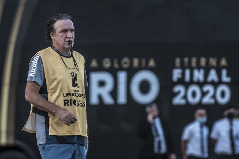 Com Cuca incerto, Santos mapeia mercado para definir novo técnico