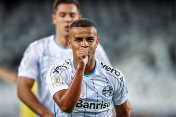 Grêmio goleia o Botafogo e acirra disputa pela Libertadores na Série A