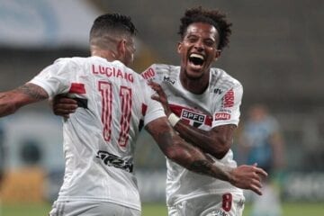 São Paulo bate o Grêmio e ainda sonha no Brasileirão