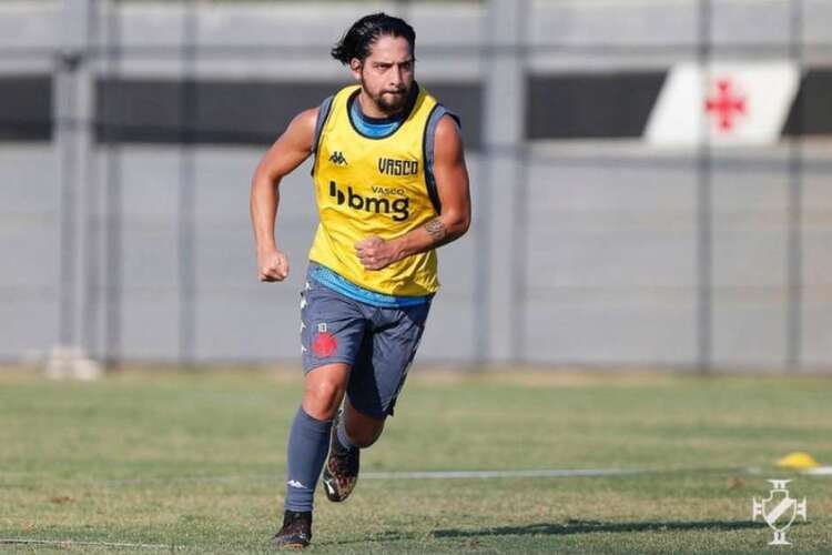 Benitez pode desfalcar o Vasco na ‘decisão’ diante do Corinthians