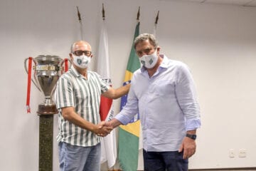 América: diretor é apresentado e pede base protagonista no profissional