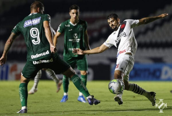 Luxemburgo e elenco adotam silêncio após 4º rebaixamento do Vasco