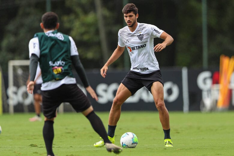 Atlético: Rabello diz que pediu para não folgar e lamenta perda do título