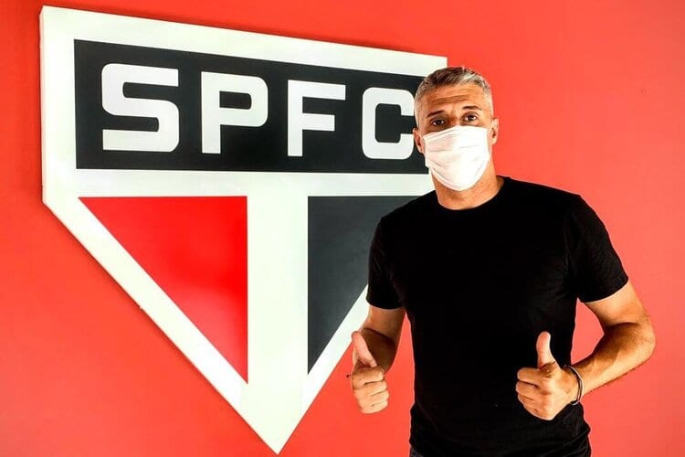 São Paulo: Crespo é inscrito no BID e estreará no banco contra Botafogo-SP