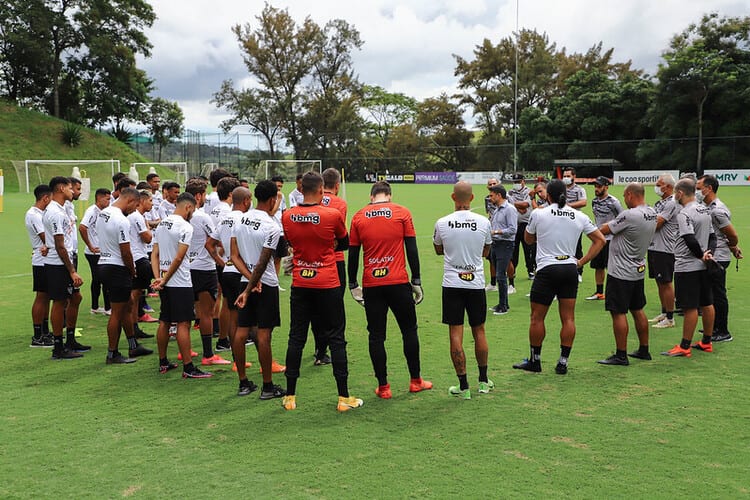 Mineiro, busca por treinador e reforços: Atlético muda foco para 2021