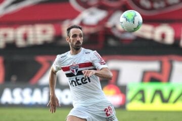 Juanfran se despede do São Paulo: ‘Serei tricolor por toda minha vida’