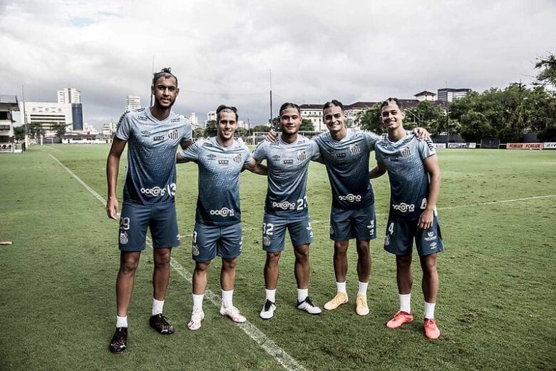 Sem 19 jogadores, Santos estreia no Paulistão cheio de jovens