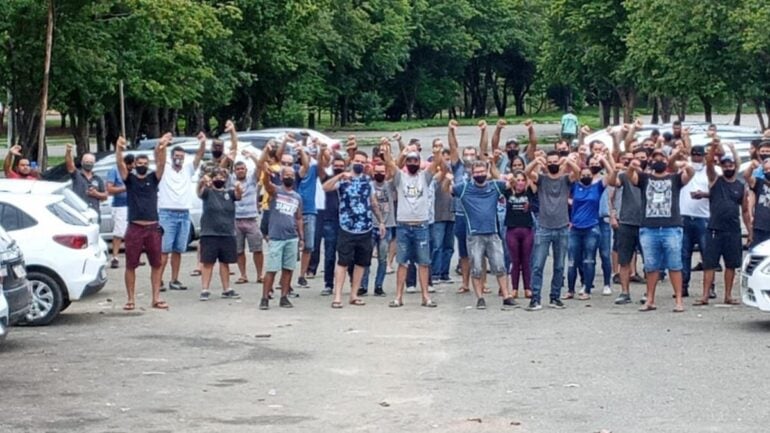 Motoristas de aplicativo realizam manifestação em três cidades do Vale do Aço