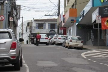 Rua Doutor Sizenando de Barros terá manutenção na rede de esgoto