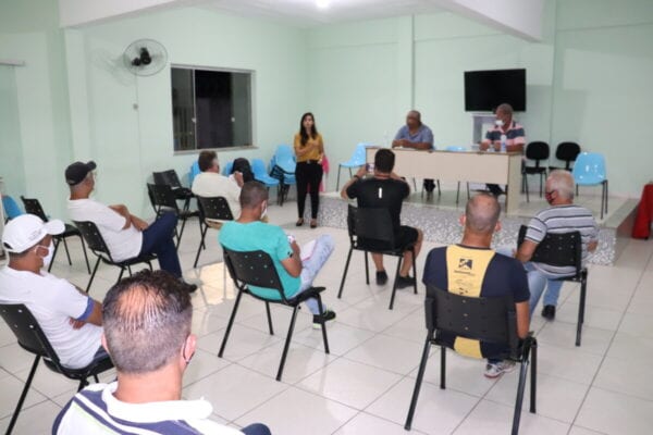 Dirigentes se reúnem com secretária de Esportes de Itabira e pedem socorro para sobrevivência dos clubes