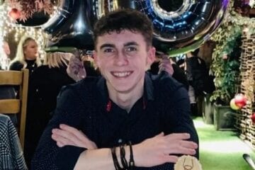 Jovem acorda de coma 11 meses após ser atropelado, sem saber da pandemia
