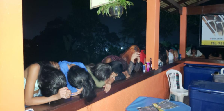 Polícia Militar interrompe baile funk e 63 pessoas acabam na delegacia em Betim