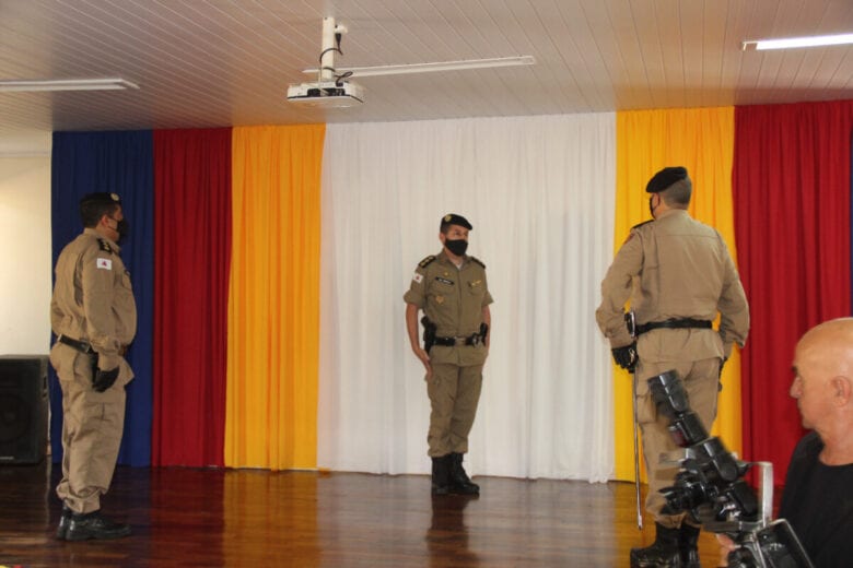 Tenente-coronel Charles assume o comando da PM em Itabira