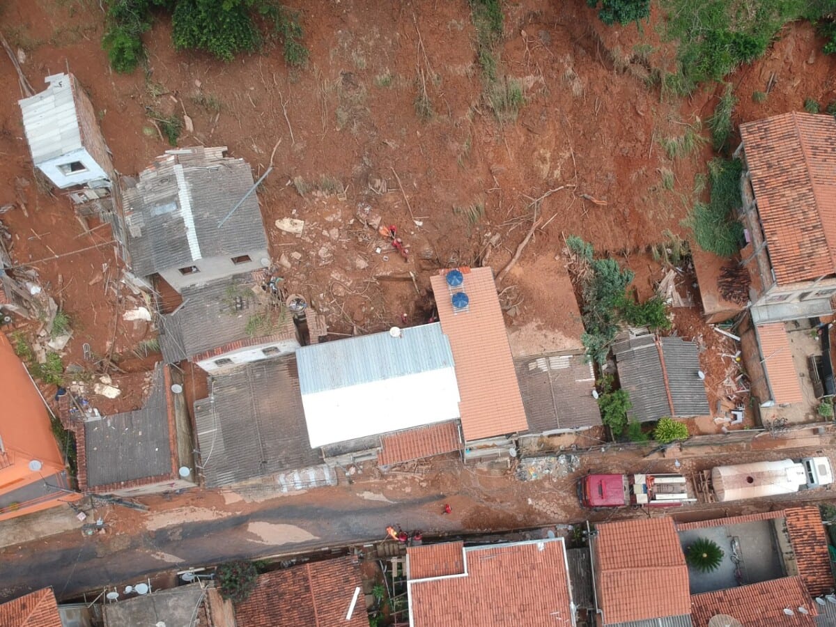 Com 2500 atingidos, Santa Maria ainda luta para se recuperar da tragédia