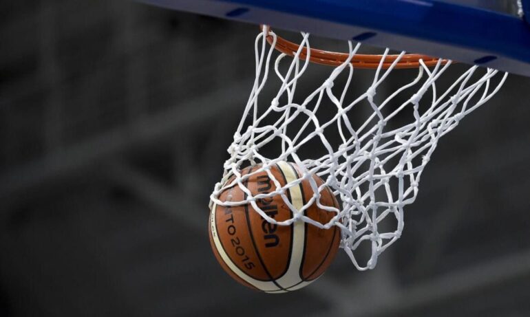 Delegada da Fiba foge e barra recurso do Brasil por erro em jogo de basquete feminino