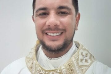 Padre Anderson Ferreira celebra 10 anos de ordenação com programação de missas