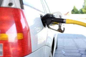 Preço do etanol cai em 12 estados e no DF, sobe em outros 12 e fica estável em dois