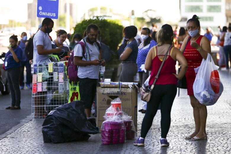 Intenção de Consumo das Famílias cresce 0,6% em março