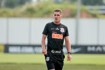 Com suspeita de surto de COVID-19, Timão pode pedir adiamento de clássico