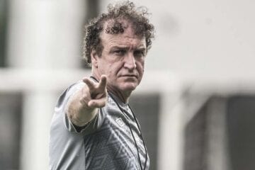 Atlético encaminha retorno do técnico Cuca após sete anos