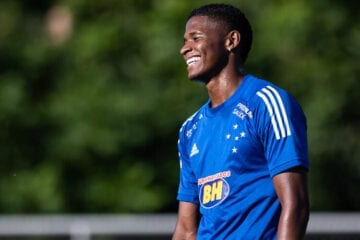 Cruzeiro acerta venda do lateral-direito Orejuela ao São Paulo