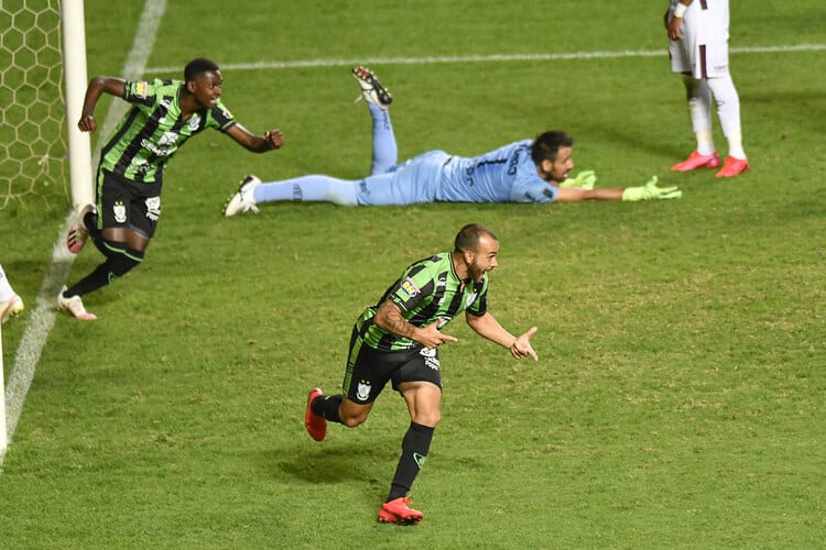 ‘Secadinha’ funciona e Rodolfo, do América, é artilheiro da Copa do Brasil