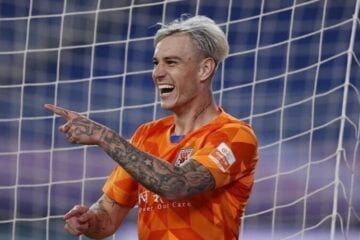 Róger Guedes é ‘disputado’ por torcidas de Atlético, Grêmio e Fla nas redes