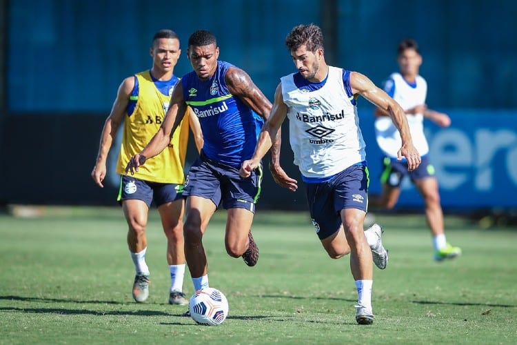 Abatido, Grêmio estreia na Libertadores contra novato peruano