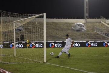 Diego Ferreira comemora gol, mas alerta América: ‘Temos muito a melhorar’