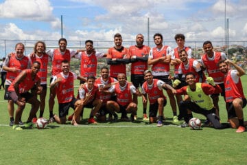 Atlético tem mês de incertezas na preparação até estreia na Libertadores