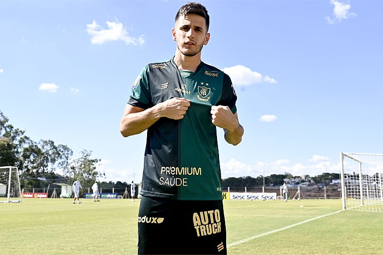 Luiz Fernando fala em grande chance no América e revela onde prefere jogar