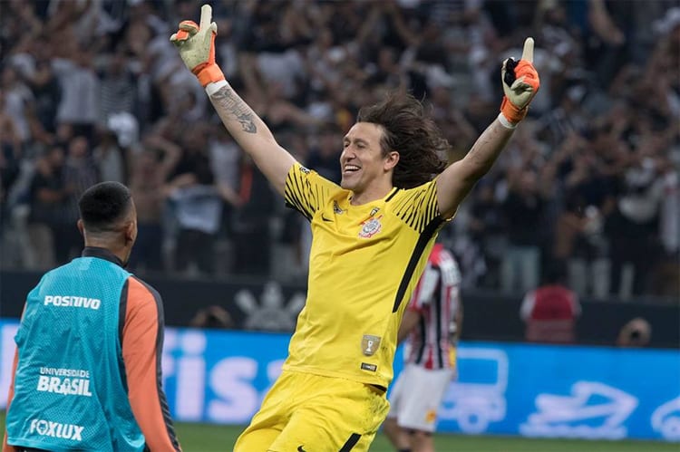Corinthians celebra nove anos da estreia de Cássio pelo clube