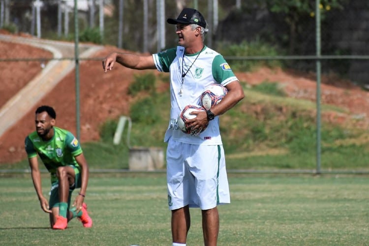 Após folga, América intensifica preparação para volta do Campeonato Mineiro
