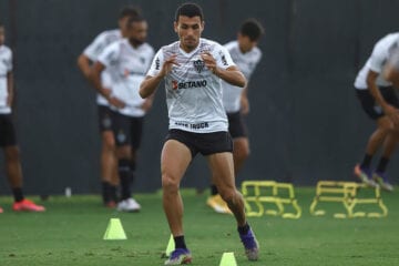 Atlético: Alonso avalia possíveis rivais na Libertadores e trabalho de Cuca