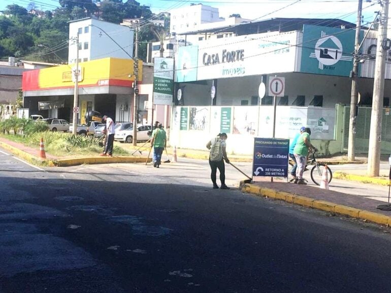 Prefeitura retira cerca de 200 caminhões de lixo em Monlevade