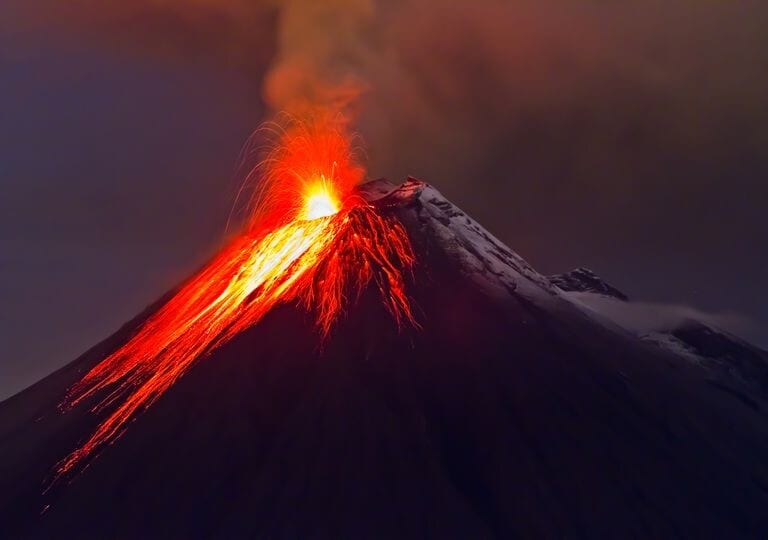 Mistérios do despertar de área vulcânica na Islândia, adormecida por 800 anos