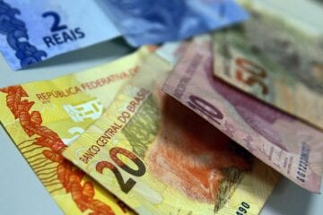 Arrecadação federal bate recorde para meses de fevereiro