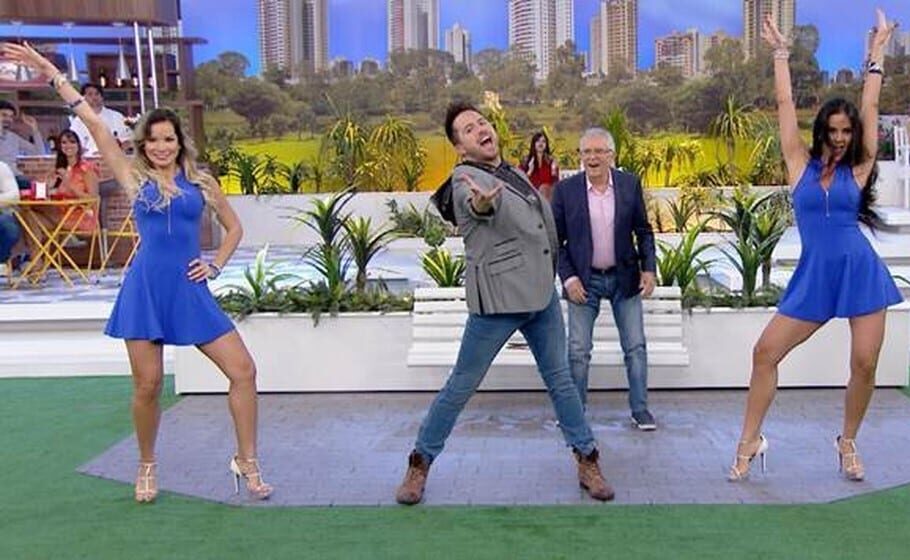 Humorista de “A Praça é Nossa” morre por complicações da Covid-19