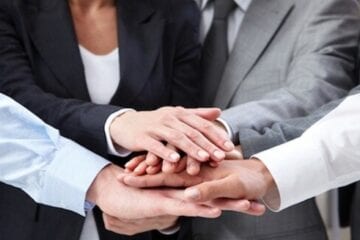 Tem sido difícil, mas são tempos de aprendizado nas relações profissionais