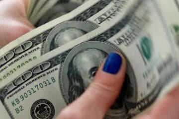 Dólar fecha a R$ 5,40, após chegar a R$ 5,53 pela manhã