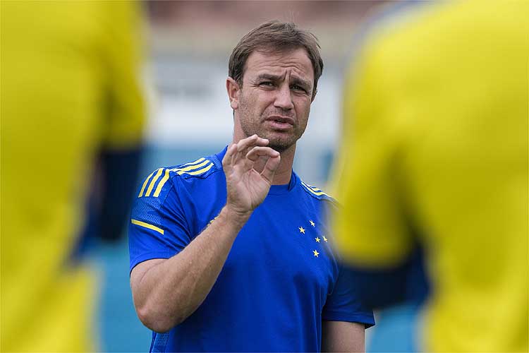 Cruzeiro enfrenta Boa e tenta acabar com ‘ansiedade’ para vencer no Mineiro