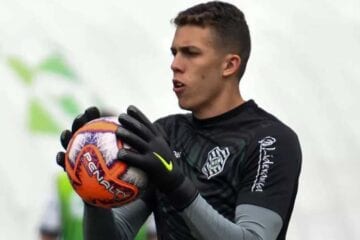 Afastado por doping, goleiro do Figueirense testou positivo para cocaína